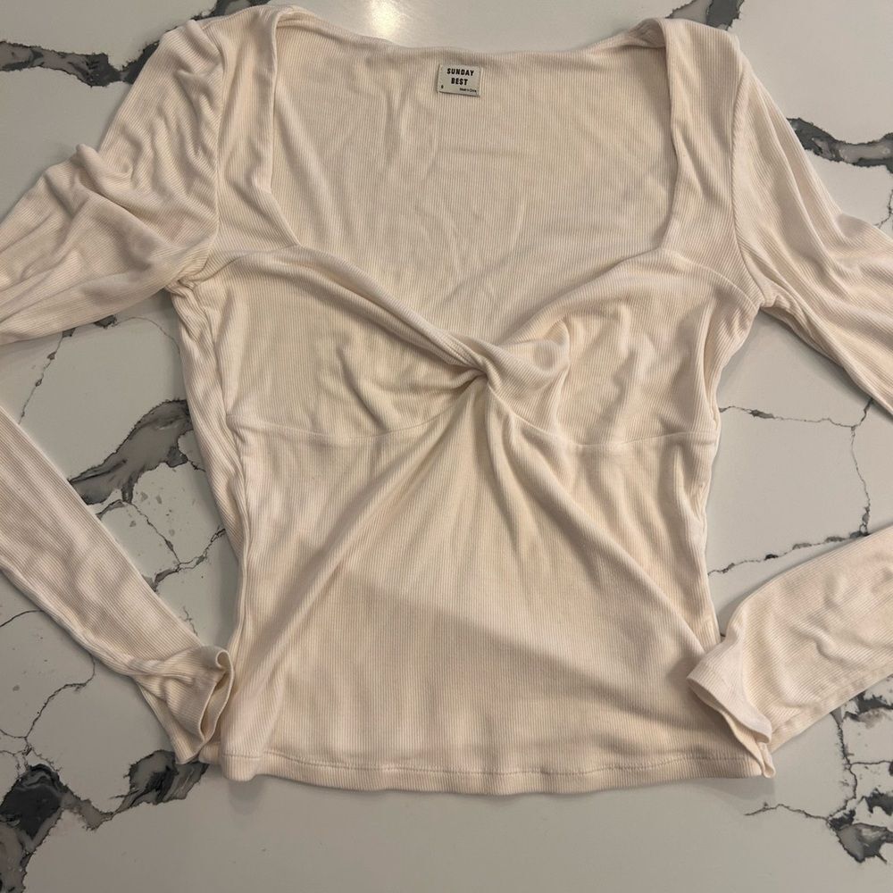 Aritzia Sunday Best Lula Cream Long Sleeve Top